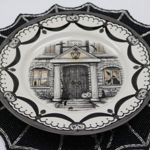 ROYAL STAFFORD HALLOWEEN HAUNTED HOUSE DINNER PLATES-MADE ENGLAND -SET OF 4 -NEW